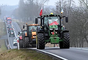Польські фермери розпочали акції протесту ще на двох пунктах пропуску